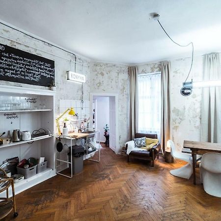 A Szoba Apartman Pécs Eksteriør billede