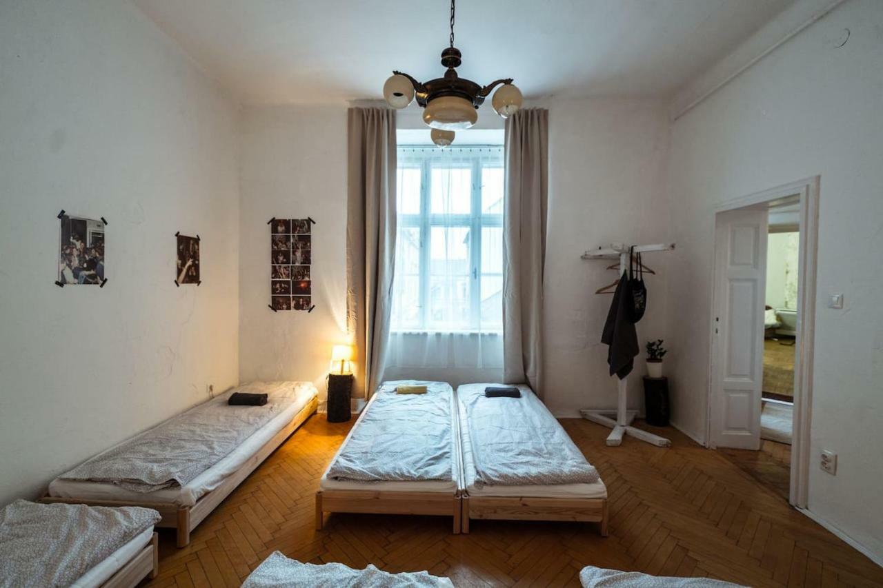 A Szoba Apartman Pécs Eksteriør billede